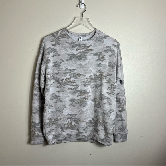Athleta Tops - Athleta Pure Luxe Printed Sweatshirt Grey Size xs 0888